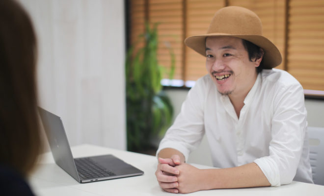 利用 インタビュー 家具