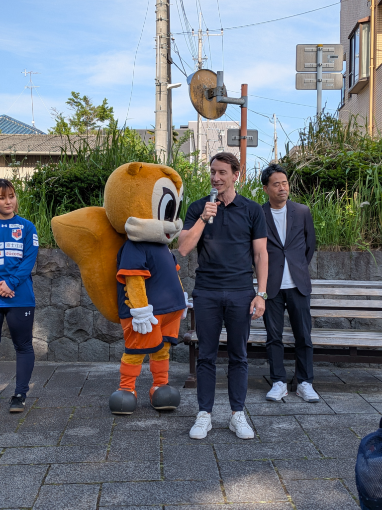 Red Bull Soccer Japanのフィリップ・ヴンダーリッヒさんからご挨拶